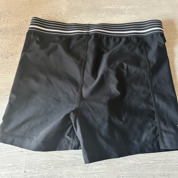 Under Armour Athletic Black Running Workout Shorts Woman XS and S bundle - Picture 3 of 8